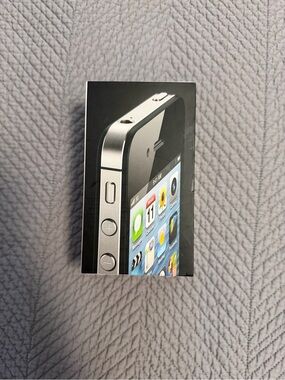 Apple iPhone 4  empty box only